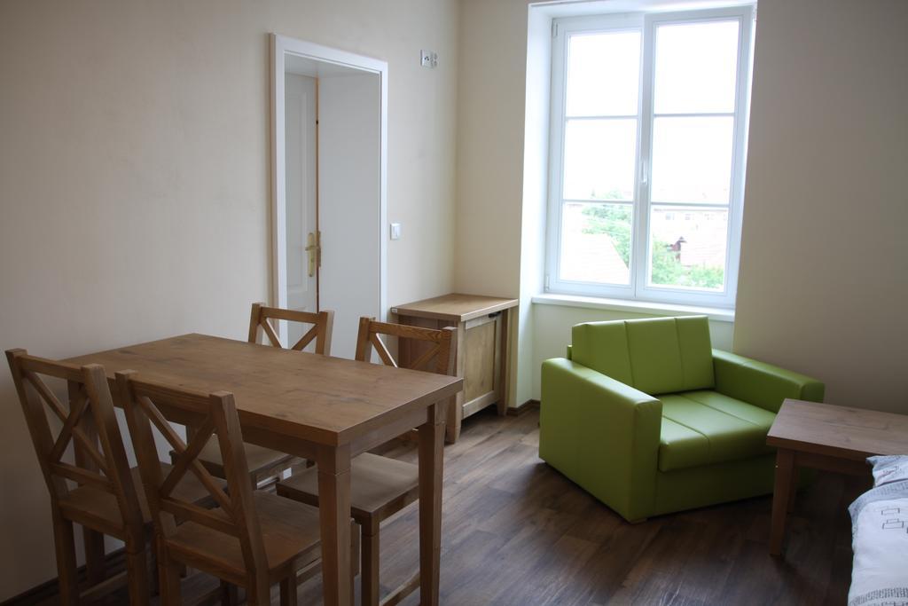 Satlava Valtice Apartment Екстериор снимка